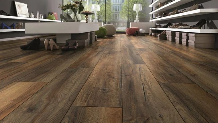 Laminate flooring Dubai